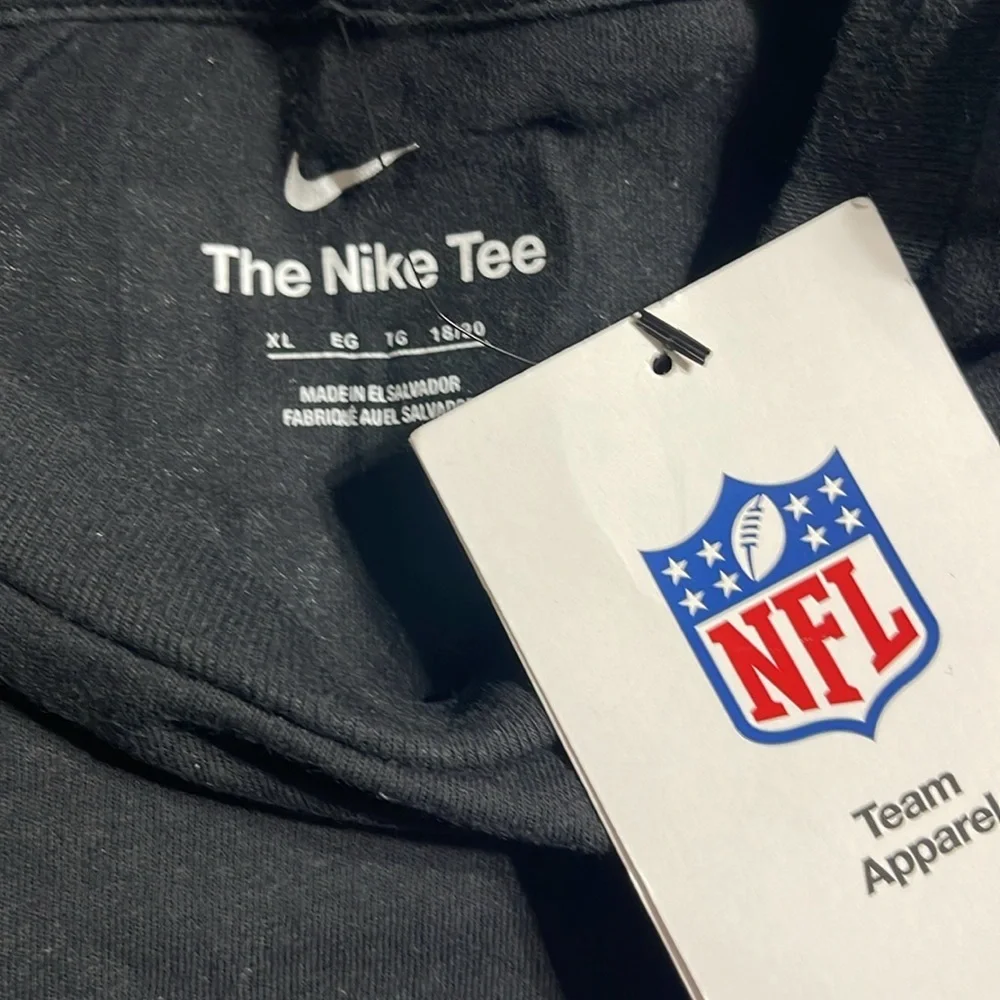 NWT kid’s Carolina Panthers Nike tshirt XL